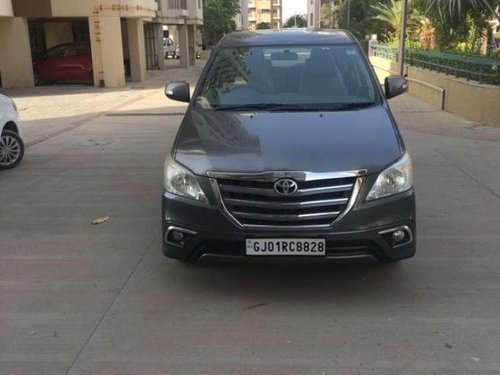 Toyota Innova 2.5 ZX 7 STR BS-IV, 2013, Diesel MT for sale 