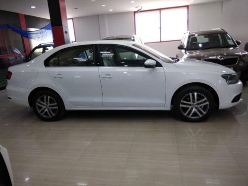 2011 Volkswagen Jetta 1.9 Highline TDI AT 2007-2011 for sale at low price
