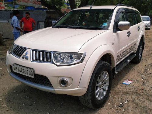 Used Mitsubishi Pajero Sport Sport 4X4 MT car at low price