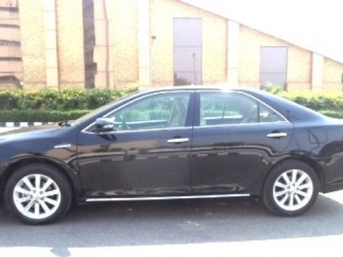 Used Toyota Camry AT car at low price