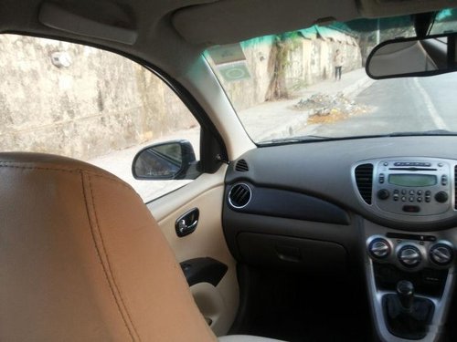 Used Hyundai i10 Sportz MT car at low price