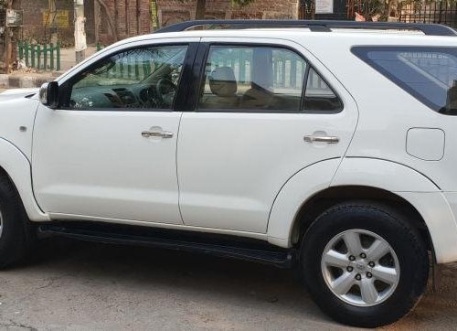 2011 Toyota Fortuner 3.0 Diesel MT for sale at low price