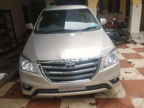 Used Toyota Innnova 2014 for sale car at low price