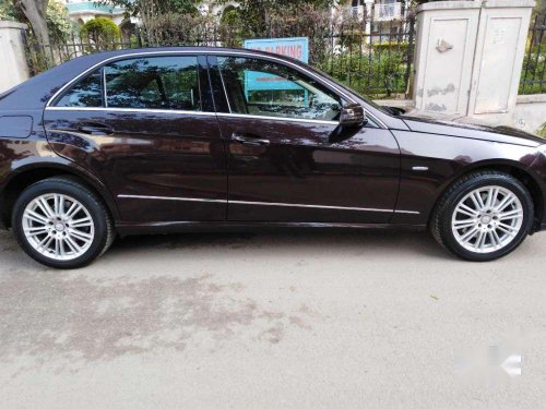 Mercedes Benz E Class 2011 AT for sale 