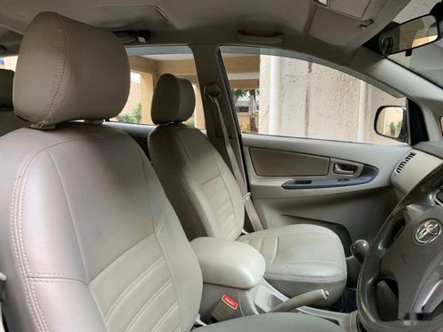 Toyota Innova 2.5 G4 Diesel 7-seater MT for sale