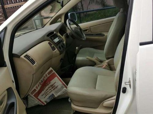 Used Toyota Innova car MT at low price