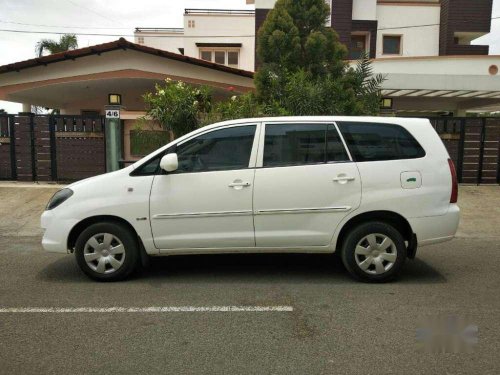 Used Toyota Innova car MT at low price