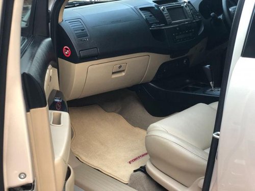 Toyota Fortuner 4x2 AT 2015 for sale