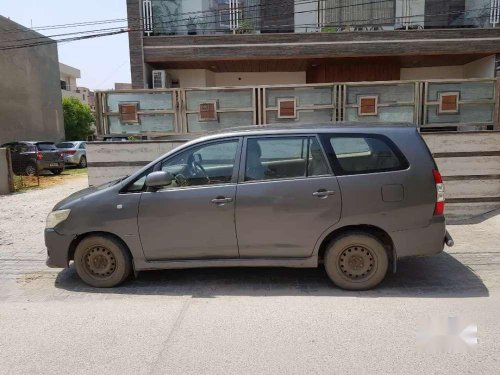 Toyota Innova MT  2013 for sale 