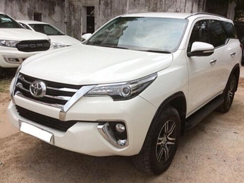 Toyota Fortuner 2.8 2WD AT 2017 for sale