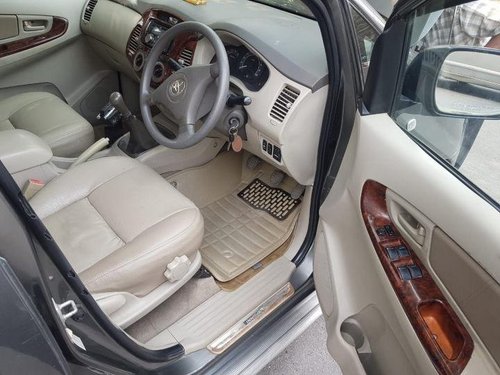 2011 Toyota Innova MT 2004-2011 for sale at low price