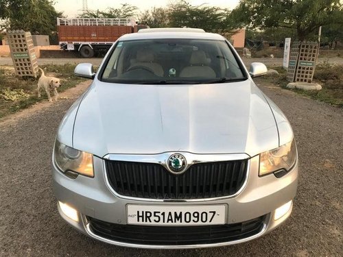 Used 2011 Skoda Superb 1.8 TSI AT for sale