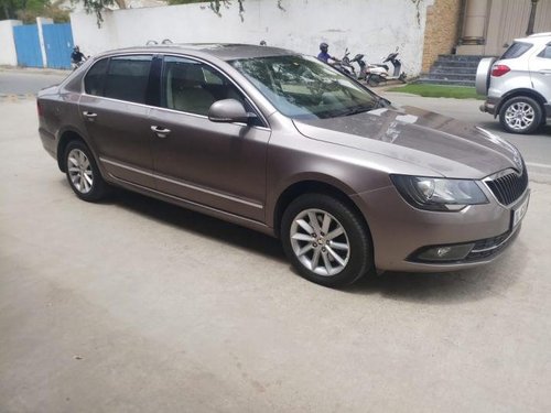 Skoda Superb Elegance 1.8 TSI AT 2014 for sale