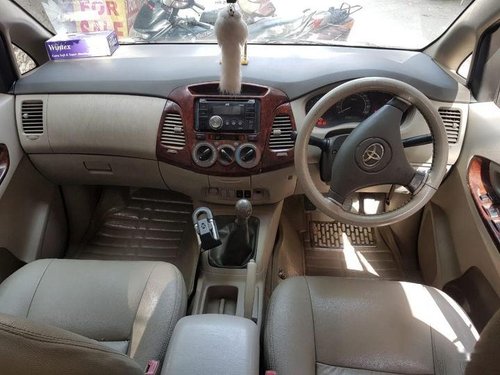 2011 Toyota Innova MT 2004-2011 for sale at low price