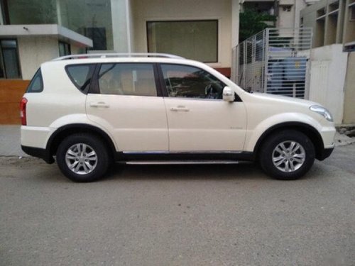 Used Mahindra Ssangyong Rexton  RX7 AT car at low price