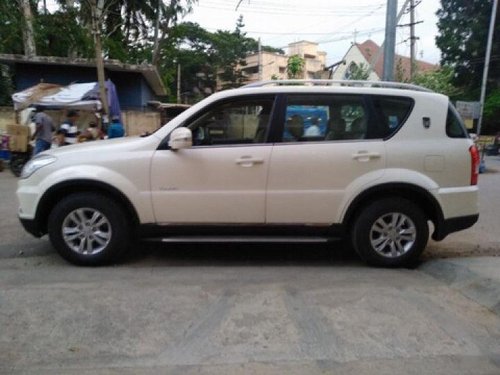 Used Mahindra Ssangyong Rexton  RX7 AT car at low price