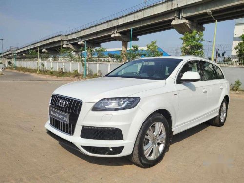 Used Audi Q7 car 2013 for sale  at low price