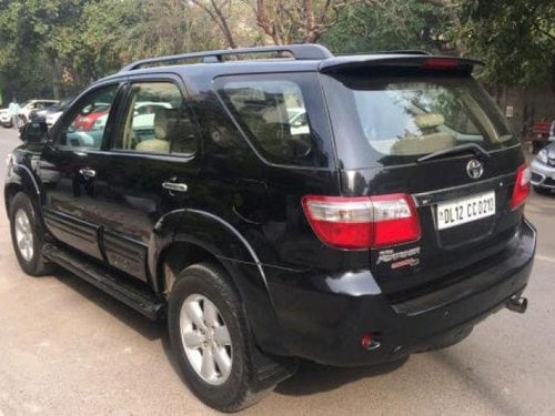 2011 Toyota Fortuner 3.0 Diesel MT for sale at low price