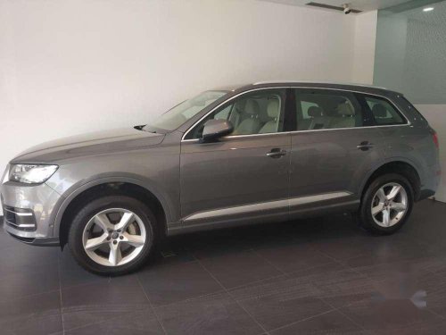 Used 2017 Audi Q7 AT for sale 