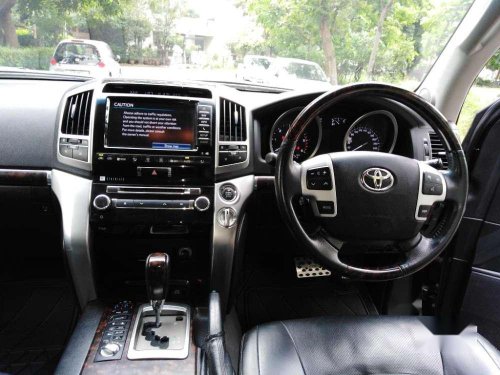 Toyota Land Cruiser LC 200 VX, 2014, Diesel AT for sale 