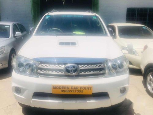 Toyota Fortuner 2010  4x4 MT for sale 