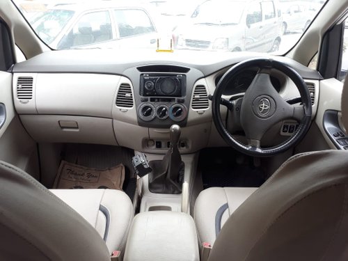 2010 Toyota Innova 2.5 Diesel MT for sale in New Delhi