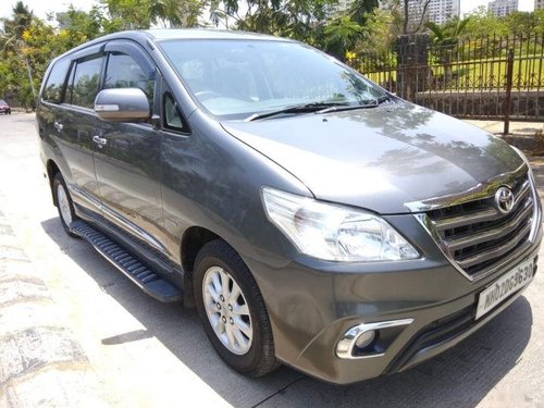 Toyota Innova 2.5 V Diesel 8-seater MT for sale