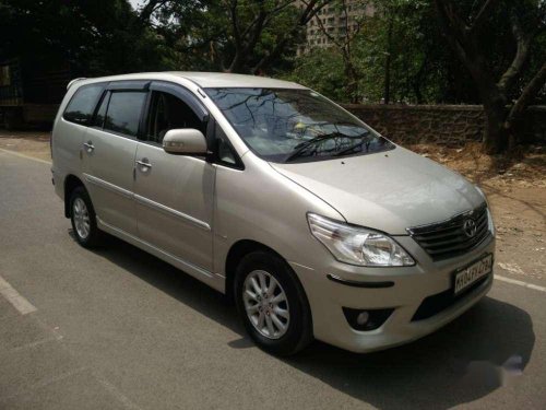 Used Toyota Innova 2.5 VX 8 STR 2012 MT for sale 