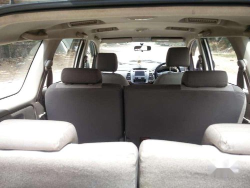 Used Toyota Innova 2.5 VX 8 STR 2012 MT for sale 