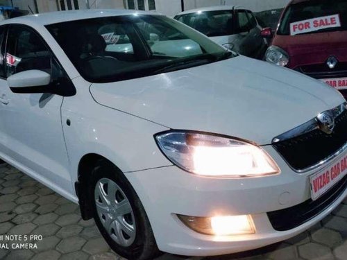 Used Skoda Rapid car at low price