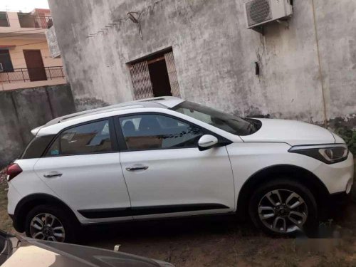 Hyundai i20 Active 2016 MT for sale 