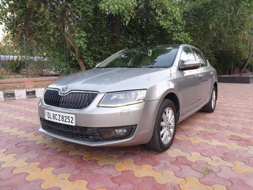 Skoda Octavia Elegance 2.0 TDI AT 2013 for sale