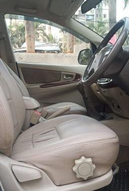 Used Toyota Innova MT 2004-2011 car at low price