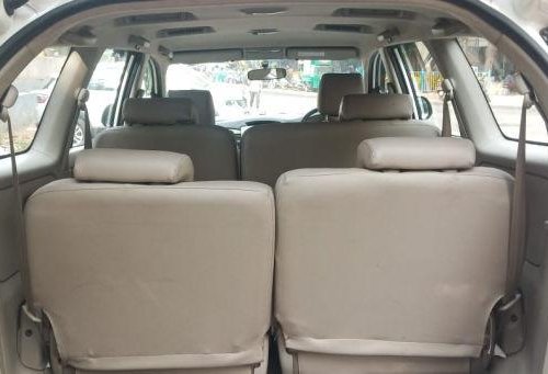 Used Toyota Innova MT 2004-2011 car at low price