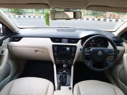 Skoda Octavia Elegance 2.0 TDI AT 2013 for sale