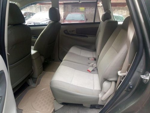 Toyota Innova 2.5 GX 7 STR BSIV MT 2014 for sale