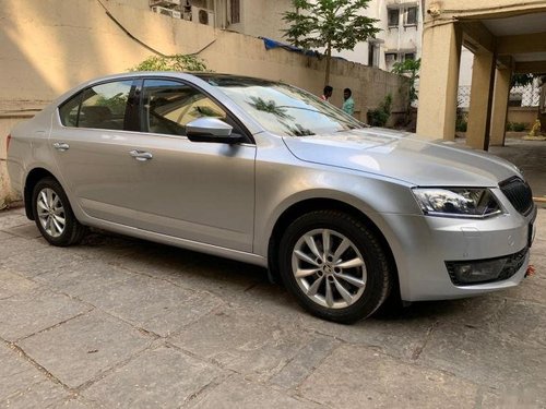 Used Skoda Octavia AT car at low price