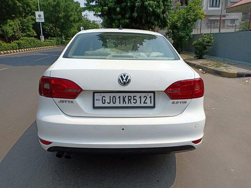 Volkswagen Jetta 2013-2015 2.0 TDI Trendline MT for sale
