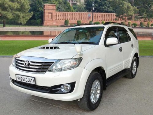 2013 Toyota Fortuner 4x2 AT for sale at low price