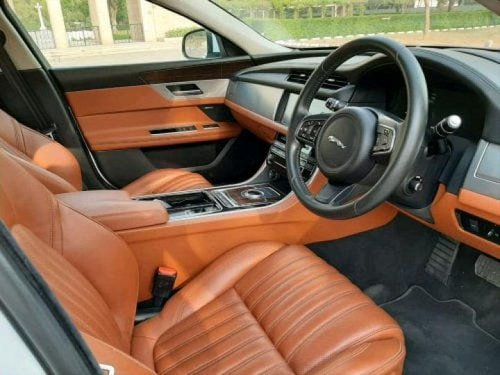 Used 2016 Jaguar XF Diesel AT for sale