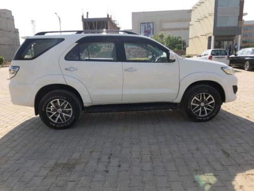 Toyota Fortuner 4x2 AT 2013 for sale