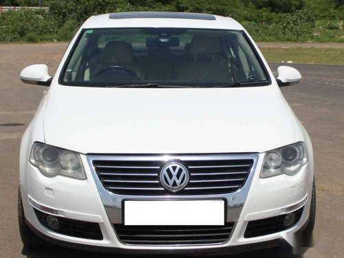 Volkswagen Passat 2009 MT for sale 