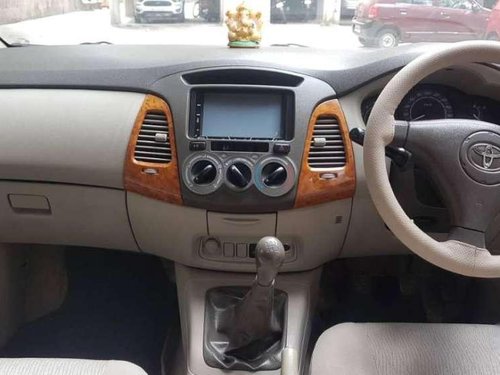 Toyota Innova 2010 MT for sale 