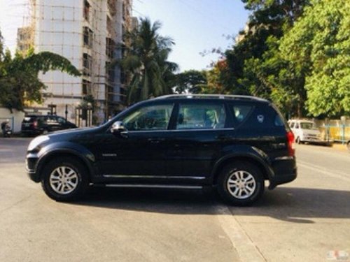 Used Mahindra Ssangyong Rexton RX7 AT car at low price