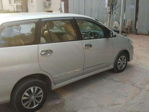 Used Toyota Innova car 2015 MT for sale  at low price