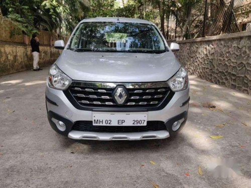 Used Renault Lodgy car MT at low price