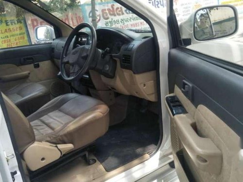 Used Chevrolet Tavera car MT for sale at low price