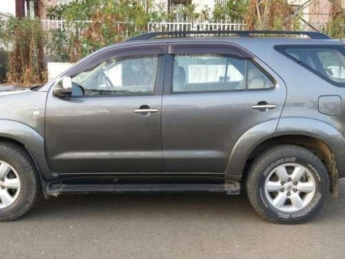 Toyota Fortuner 4x4 MT 2010 for sale 