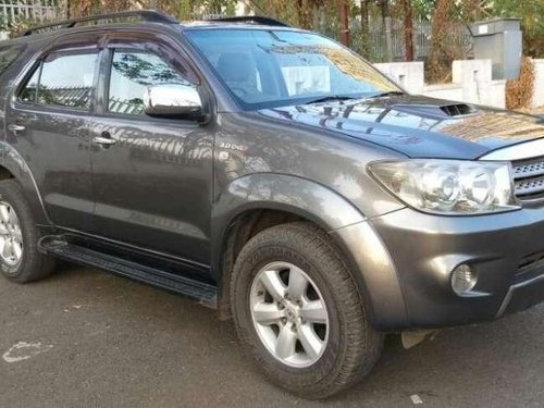 Toyota Fortuner 4x4 MT 2010 for sale 