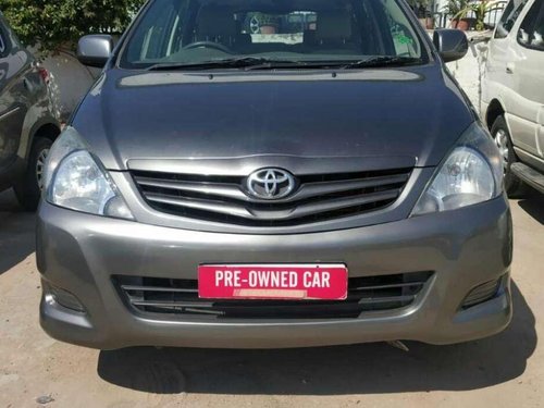 Used 2011 Toyota Innova 2.0 GX 8 STR MT for sale 